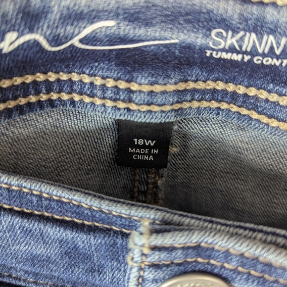 INC Women's Plus Size 18W Tummy Control Mid Rise Skinny Jeans Indigo Metallic - Picture 8 of 15